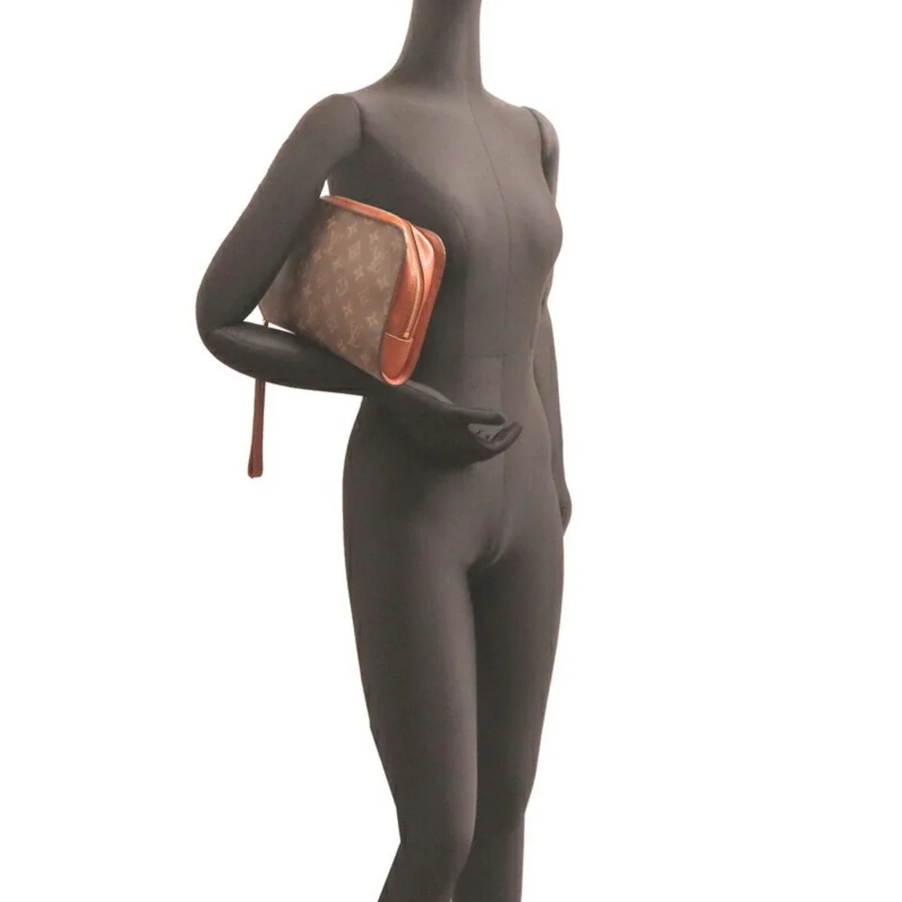 LOUIS VUITTON Authentic Brown Monogram Clutch Bag - Picture 8 of 10